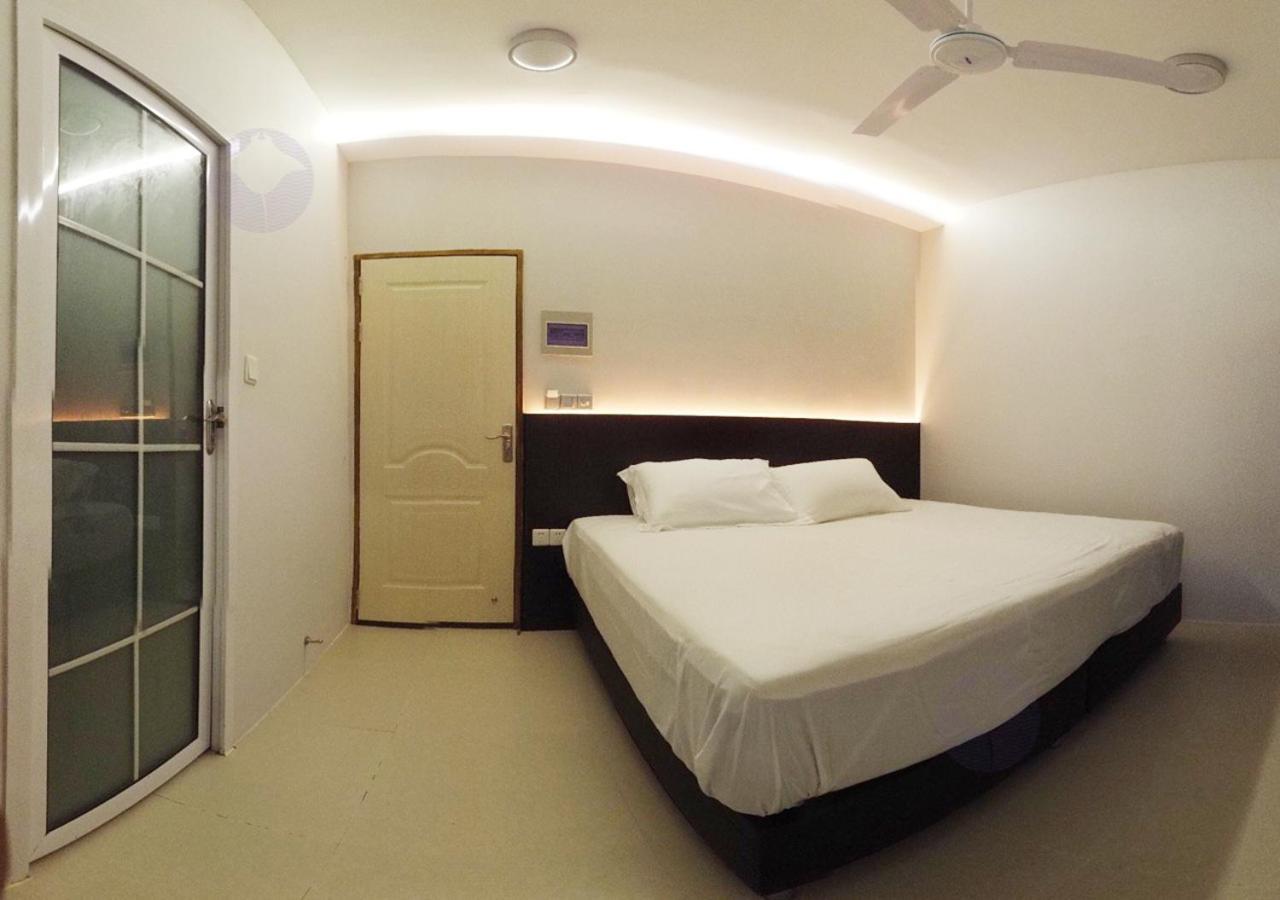 Violet Inn Hotel ダラバンドゥ エクステリア 写真